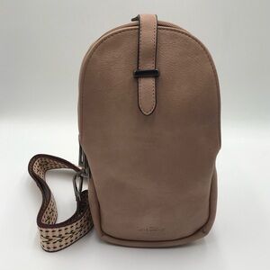 BN Love Deliver Sling Bag